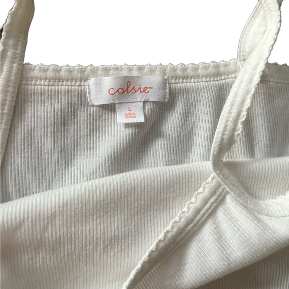 NWOT Colsie Ribbed Cropped Tank - Picture 3 of 4